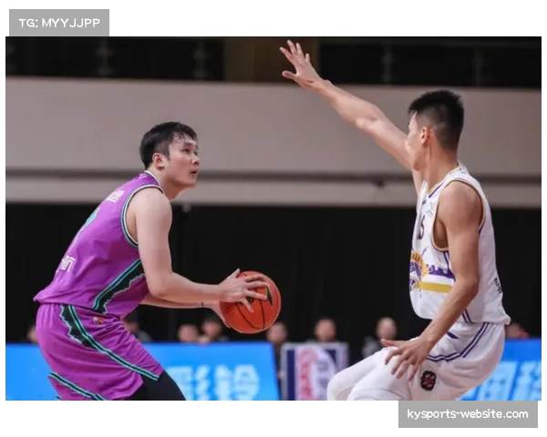 王俊杰可能交易开启丁彦雨航新工作 女篮球员维密走秀成亮点